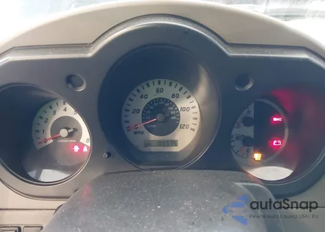 2004 Nissan Xterra Xe z USA, uszkodzony, nr VIN 5N1ED28T94C608264